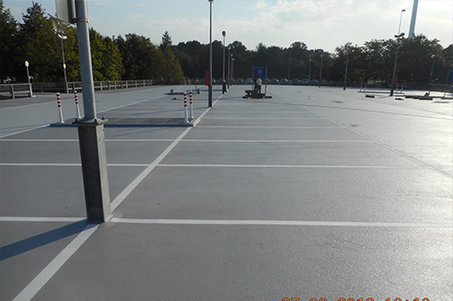 Köln, Parkdeck eines Einkaufszentrums